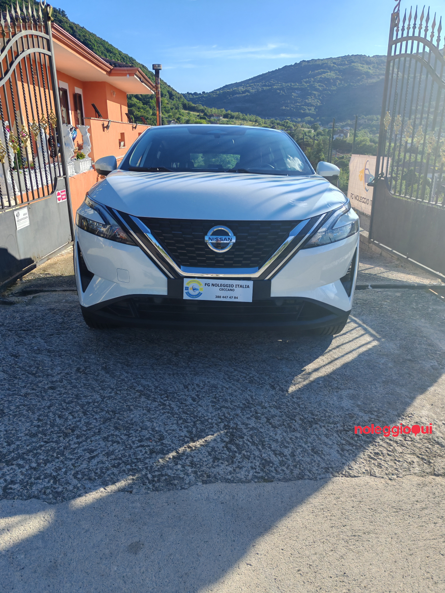Noleggio a Riscatto No Scoring Crossover Nissan: Qashqai 140 cv