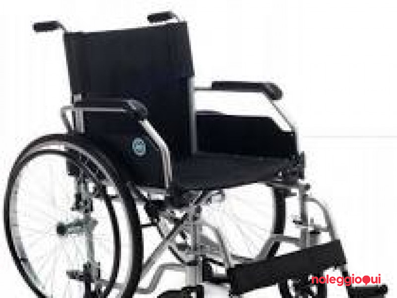 Carrozzina standard manuale
