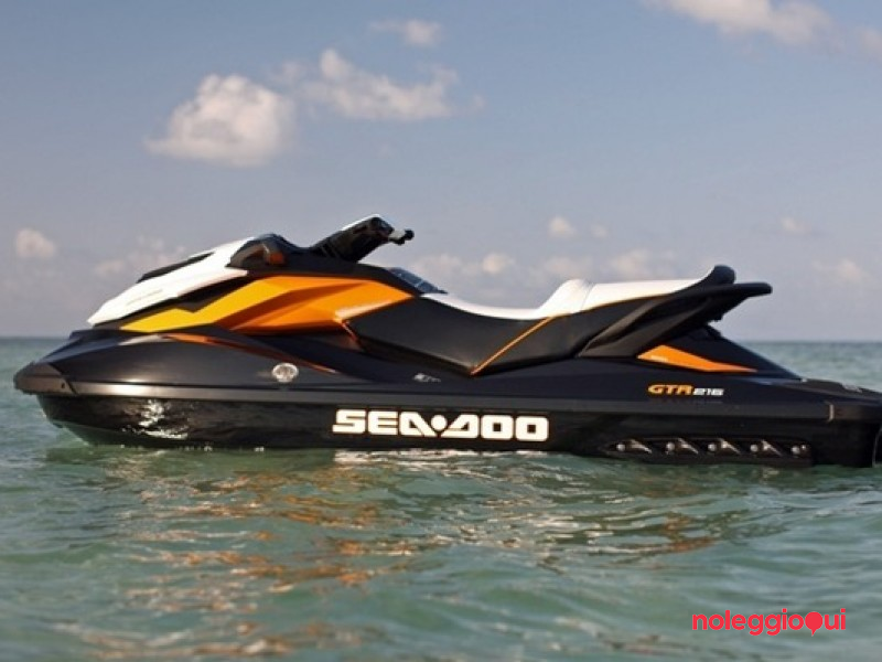 Moto d'acqua SEADOO